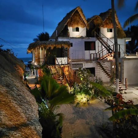 Casa Mate Beachfront Houses エル・コージョ エクステリア 写真